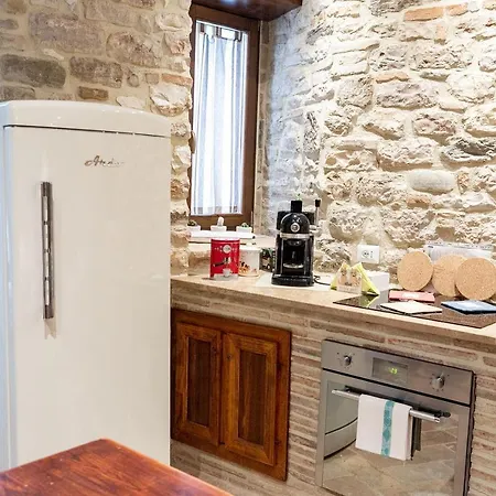 Mamihouse * Gubbio