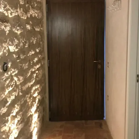 Mamihouse 아파트 구비오